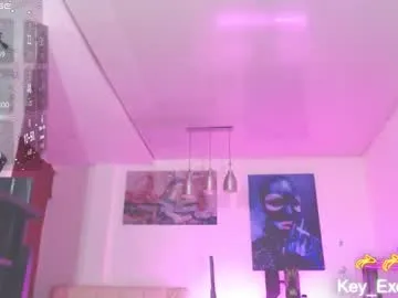 karlenegries – webcam model profile photo Image 18