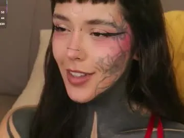 funny_to_see_you_here – webcam model profile photo Image 12