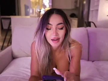 wet_dreamm22 – webcam model profile photo Image 6