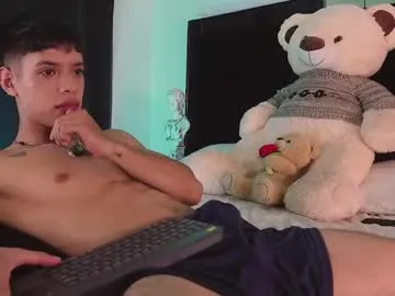 hotmilfbitch – webcam model profile photo Image 17