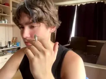 pink_hell – webcam model profile photo Image 4