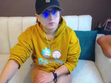 your_dolls – webcam model profile photo Image 2