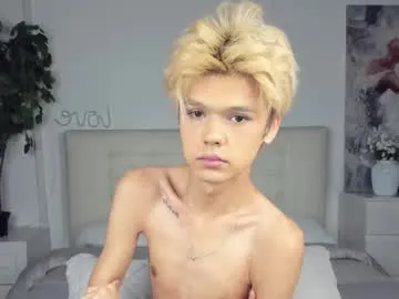 your_dolls – webcam model profile photo Image 14