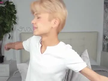 your_dolls – webcam model profile photo Image 2