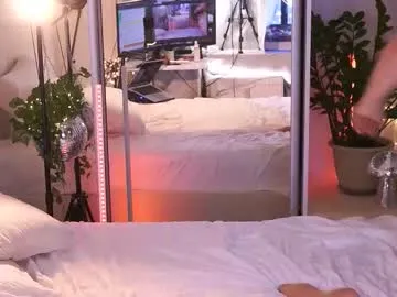 oliviaocean69 – webcam model profile photo Image 3