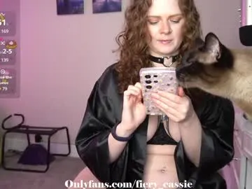 ErikaBonnie – webcam model profile photo Image 6