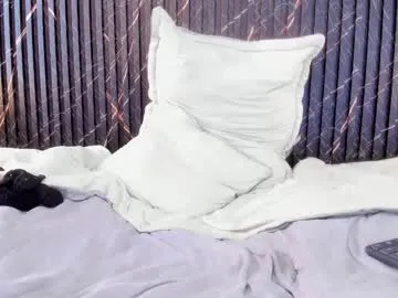 petites_perles – webcam model profile photo Image 2