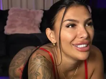 nadinnnea – webcam model profile photo Image 12