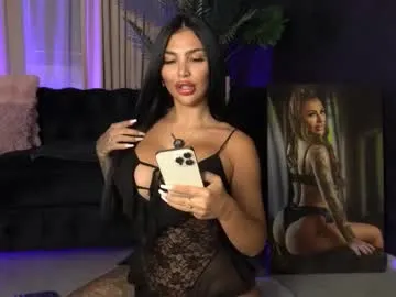 nadinnnea – webcam model profile photo Image 14