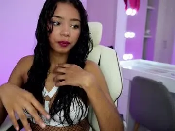 playussoftly – webcam model profile photo Image 14