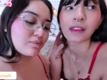 petites_perles – webcam model profile photo Image 5