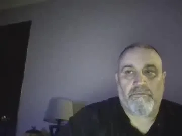 astridwet – webcam model profile photo Image 4