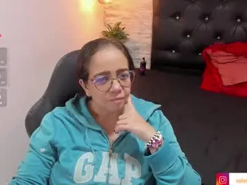 anabel054 – webcam model profile photo Image 6