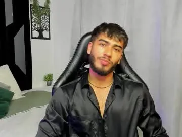 niabussethxxx – webcam model profile photo Image 14