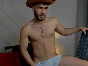 niabussethxxx – webcam model profile photo Image 6