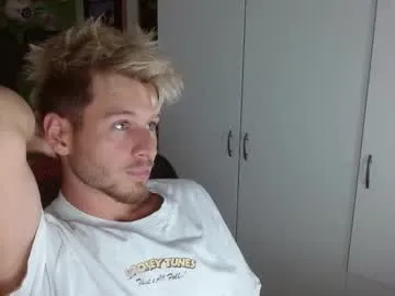 petites_perles – webcam model profile photo Image 17