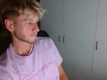 petites_perles – webcam model profile photo Image 5