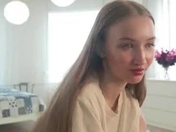 miya_shake – webcam model profile photo Image 11