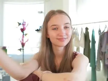 miya_shake – webcam model profile photo Image 2