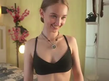 miya_shake – webcam model profile photo Image 3