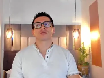 sexy_hot_friends_ – webcam model profile photo Image 8