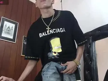 playussoftly – webcam model profile photo Image 4