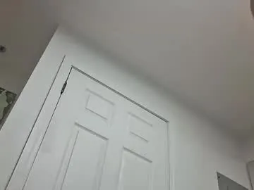 petites_perles – webcam model profile photo Image 19