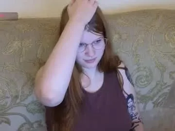 sweetyoops – webcam model profile photo Image 15