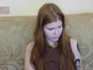 sweetyoops – webcam model profile photo Image 6