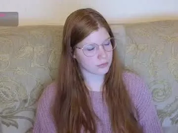 sweetyoops – webcam model profile photo Image 7