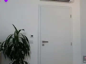 loving_ladies – webcam model profile photo Image 14