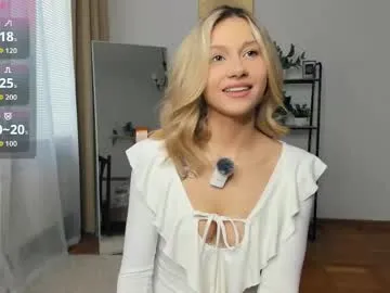 IngridSaint – webcam model profile photo Image 13