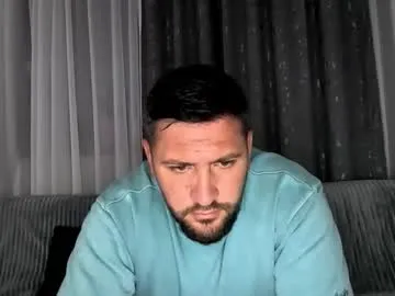 sweetyoops – webcam model profile photo Image 11