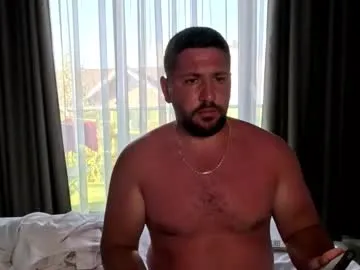 sweetyoops – webcam model profile photo Image 9