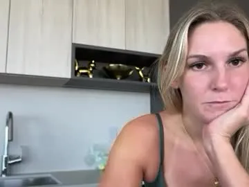 wet_dreamm22 – webcam model profile photo Image 16