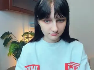 vestaszanto – webcam model profile photo Image 3