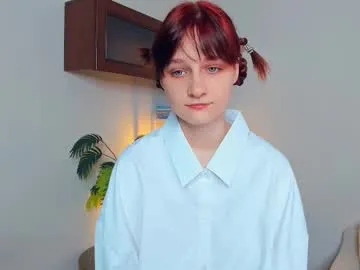 vestaszanto – webcam model profile photo Image 8