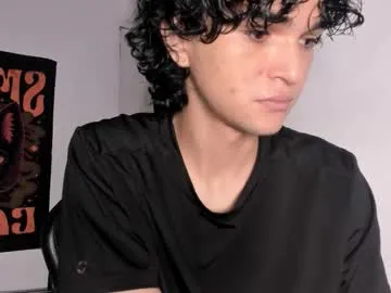 alexxiskye – webcam model profile photo Image 18