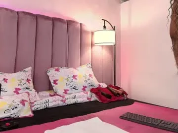 oliviaocean69 – webcam model profile photo Image 11