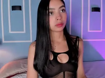 bright_diamonds_054 – webcam model profile photo Image 14