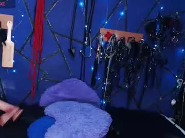 lucretiaburnaugh – webcam model profile photo Image 6