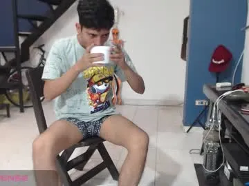 realtryit – webcam model profile photo Image 11