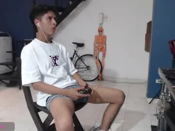 realtryit – webcam model profile photo Image 8