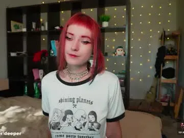 ewagreen – webcam model profile photo Image 15