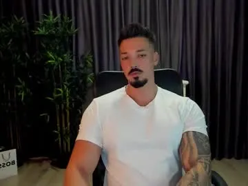 karlenegries – webcam model profile photo Image 8