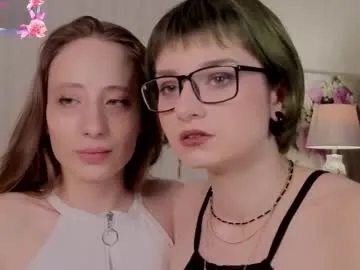 flawfull – webcam model profile photo Image 13