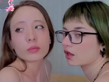 flawfull – webcam model profile photo Image 15