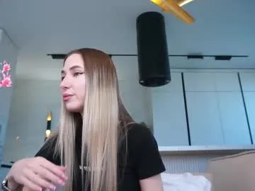 pinkadele – webcam model profile photo Image 15