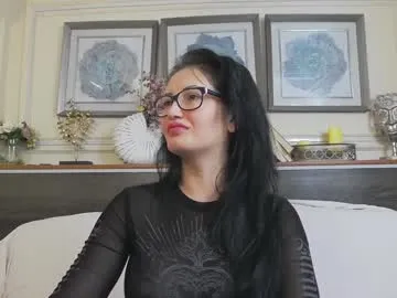 hellendesire – webcam model profile photo