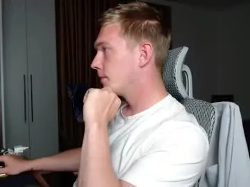 cinacandy – webcam model profile photo Image 15